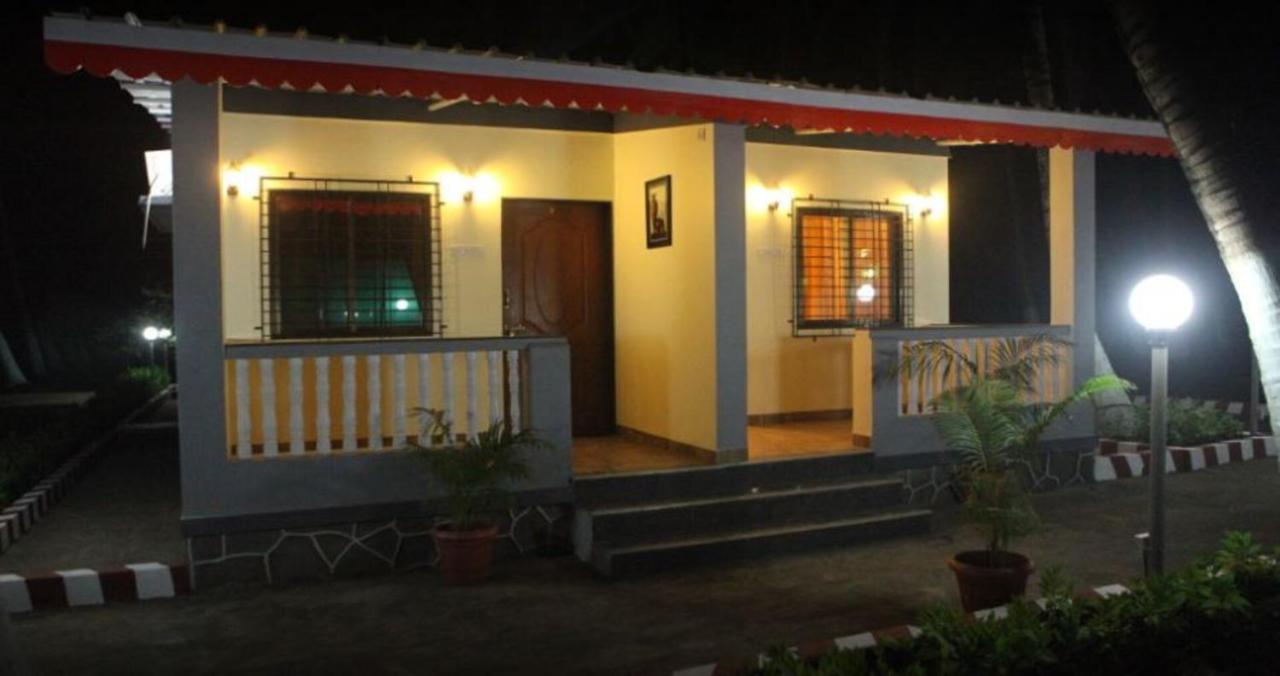 Madhuvan Farm Cottage アリバグ エクステリア 写真